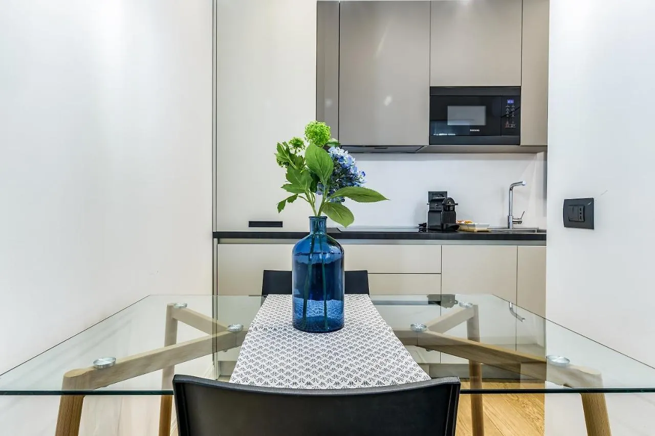 מילאנו Beplace Apartments In San Babila