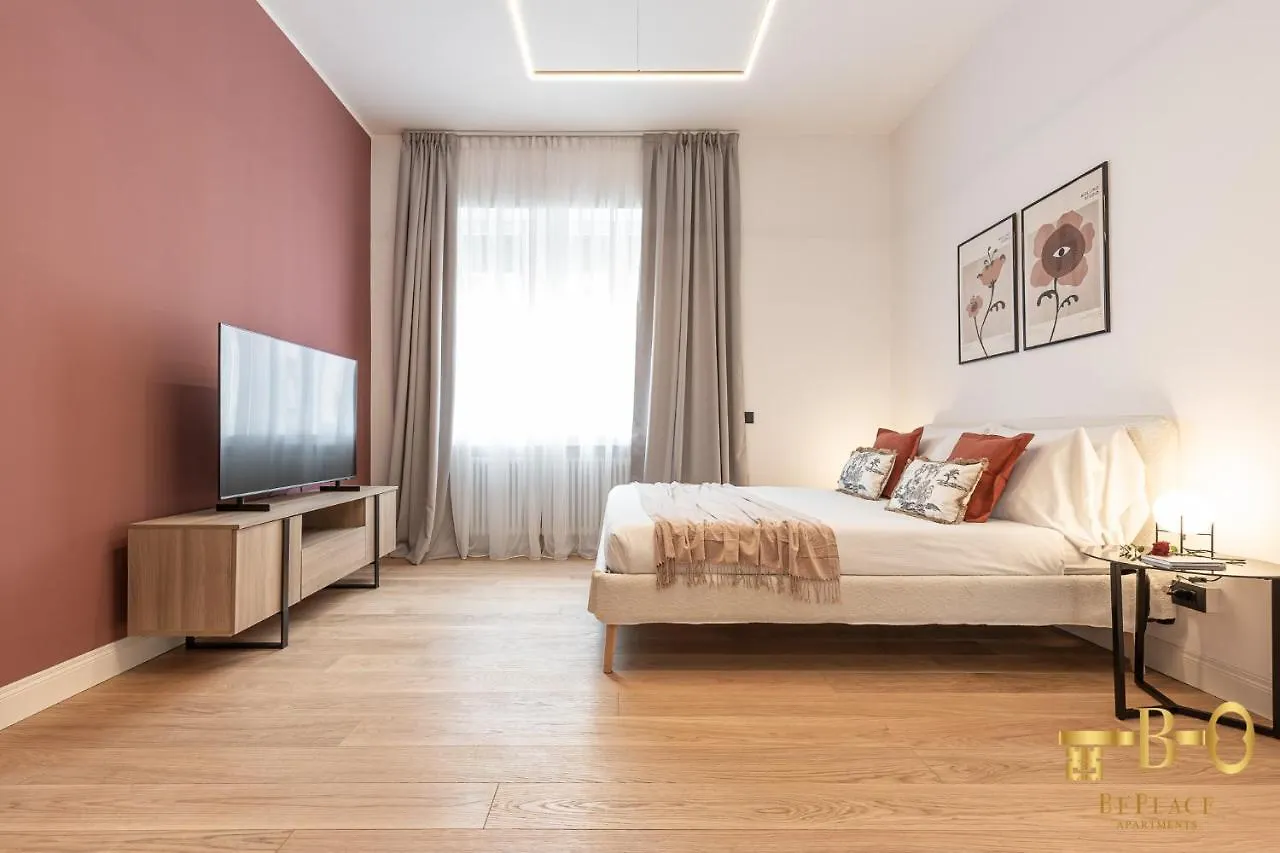 Beplace Apartments In San Babila Milan