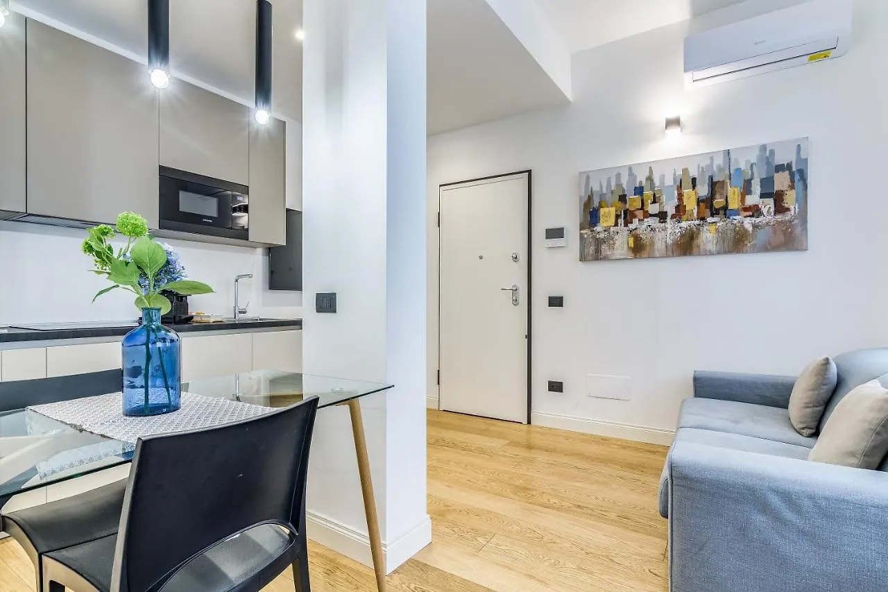 Beplace Apartments In San Babila Milan 0*,